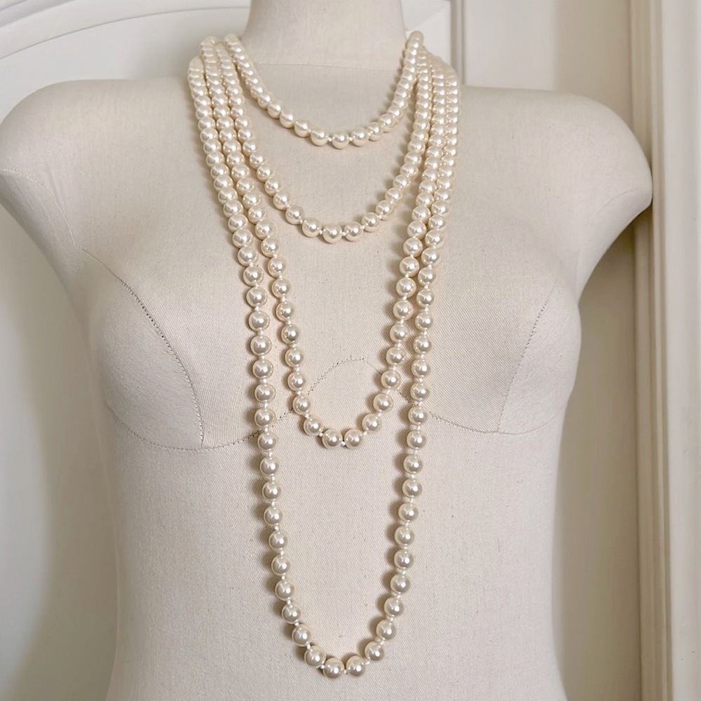 Vintage / Joan Rivers~120” Strand Long Pearls